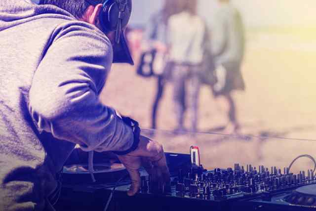 https://www.rickyrexx.com/wp-content/uploads/2017/06/inner_fest_event_01.jpg